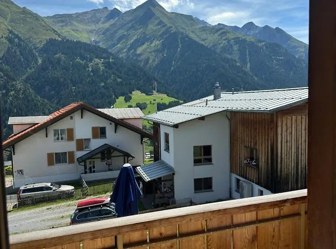 Hotel Pez Regina - Nordic Style Alps